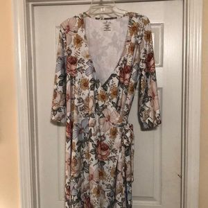 New Caden Lane maternity robe OSFA